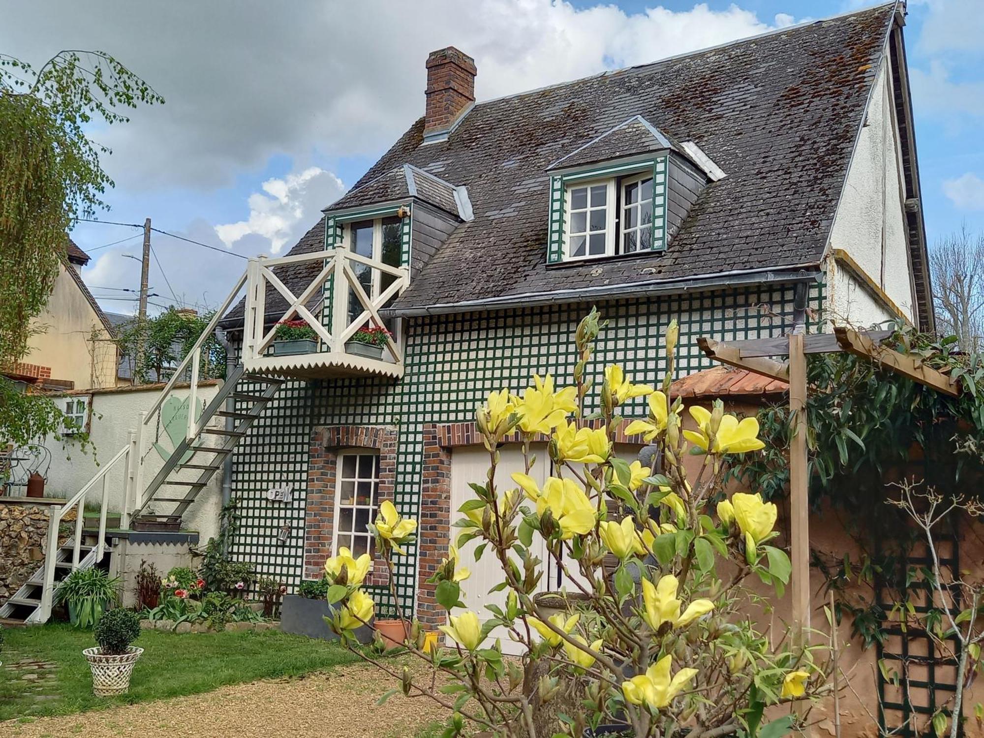 Maintenon Saint Martin De Nigelles, Maison D'Hotes Marguerite Eglancourt Exterior photo